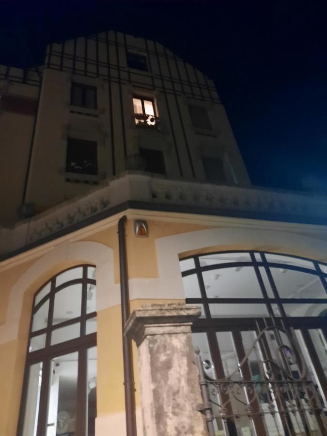 Апартаменты Bilocale Liberty Viggiu Экстерьер фото